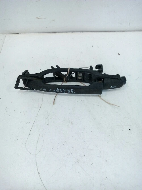 Дръжка врата външна задна дясна Мерцедес Е200 комби