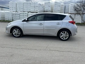 Toyota Auris 1.6 АВТОМАТИК КОЖА ВСИЧКИ ЕКСТРИ, снимка 6