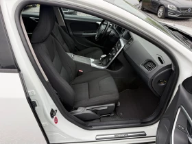 Volvo V60 2.0 D4 5-цилиндров (163 кс) Geartronic/2013г. , снимка 12