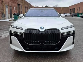 BMW i7 * xDrive60 * PANO* ПОДГРЕВ* KEYLESS*  - 75000 € / 146687.25 лв. - 96012392 6