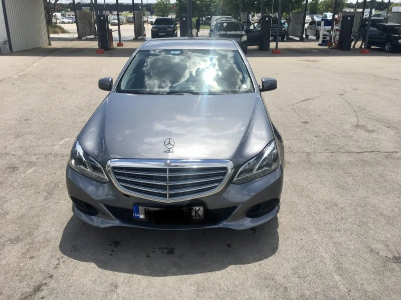 Mercedes-Benz E 200, снимка 1 - Автомобили и джипове - 41381404