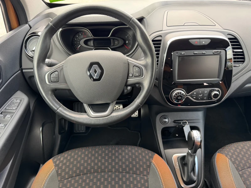 Renault Captur 1.33 Automat, снимка 13 - Автомобили и джипове - 47383124