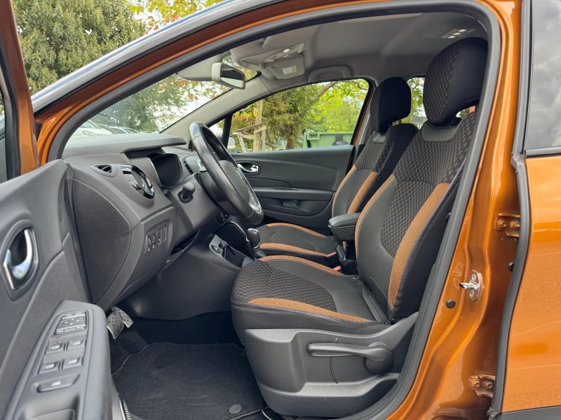 Renault Captur 1.33 Automat, снимка 7 - Автомобили и джипове - 47383124