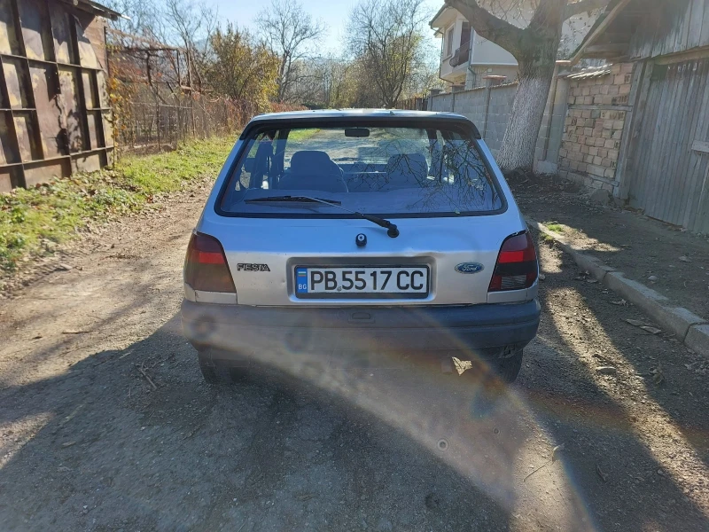 Ford Fiesta, снимка 3 - Автомобили и джипове - 48012163