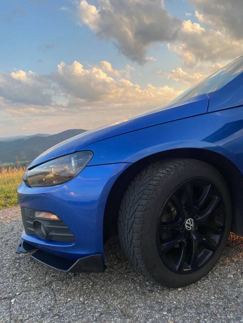 VW Scirocco 2.0 tdi, снимка 3 - Автомобили и джипове - 48798569