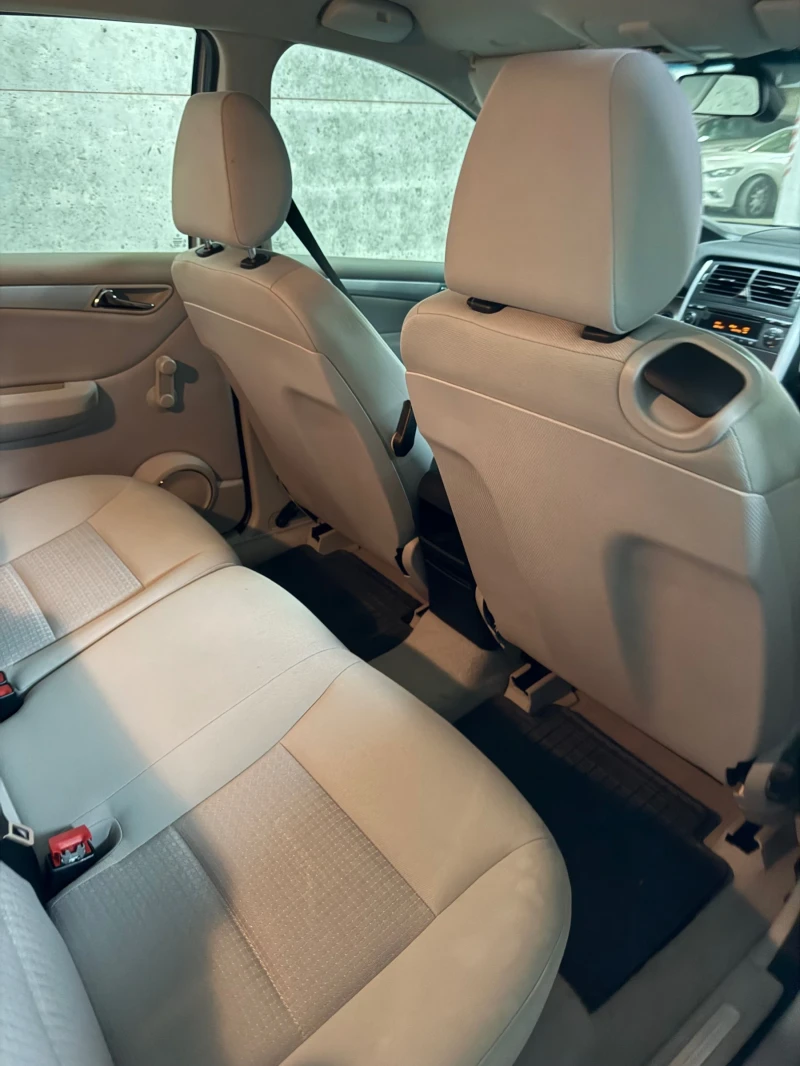 Mercedes-Benz B 200, снимка 8 - Автомобили и джипове - 52596327