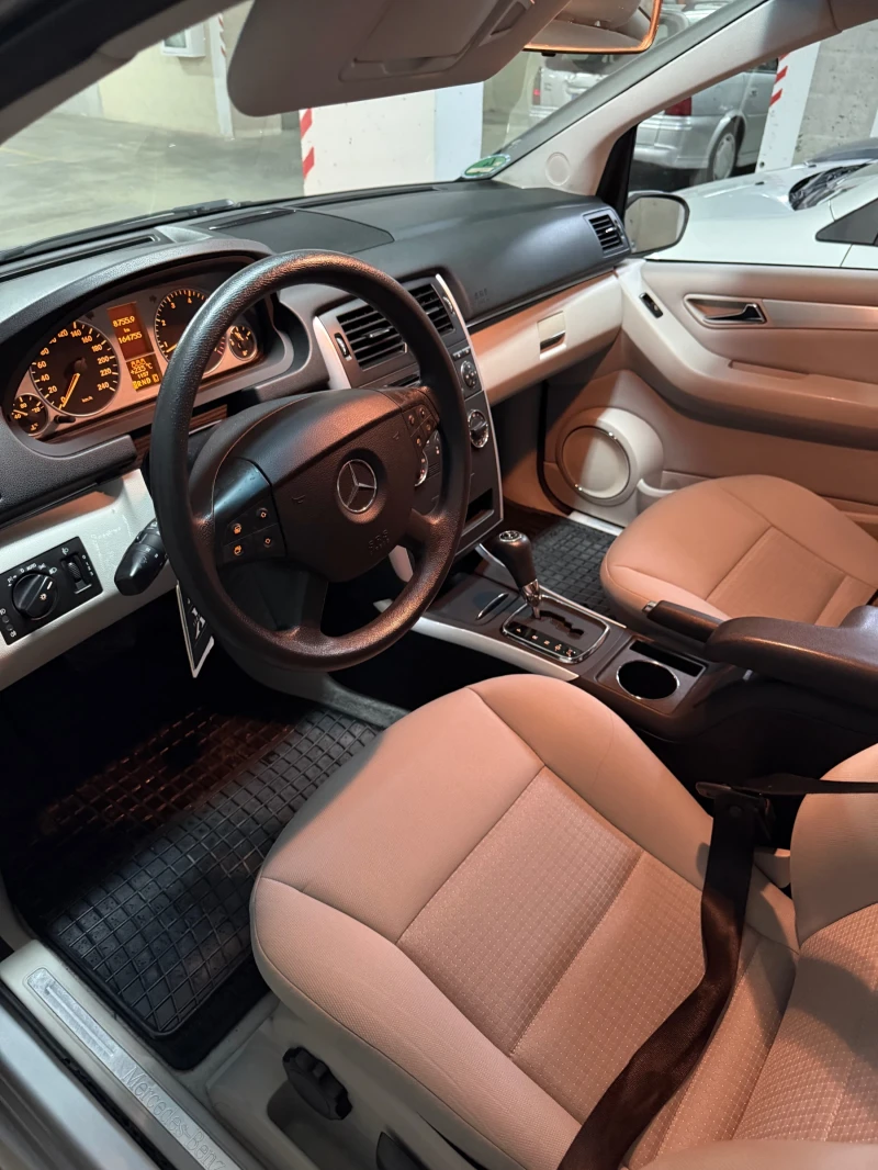 Mercedes-Benz B 200, снимка 9 - Автомобили и джипове - 52596327