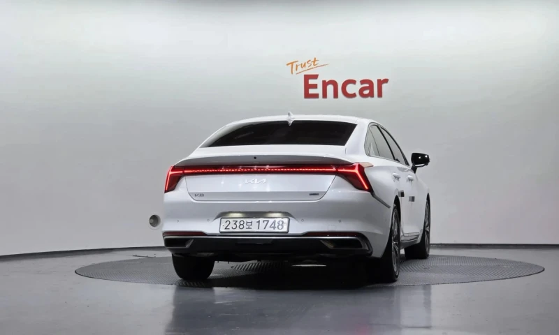 Kia K8 K8 Hybrid Signature, снимка 4 - Автомобили и джипове - 52705459