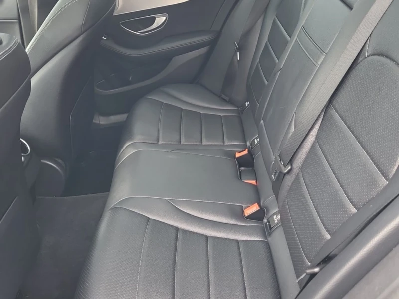 Mercedes-Benz C 300 * CARFAX * БЕЗ ПЪРВОНАЧАЛНА ВНОСКА, снимка 12 - Автомобили и джипове - 53065968