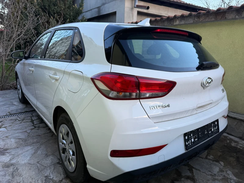 Hyundai I30, снимка 4 - Автомобили и джипове - 53526560
