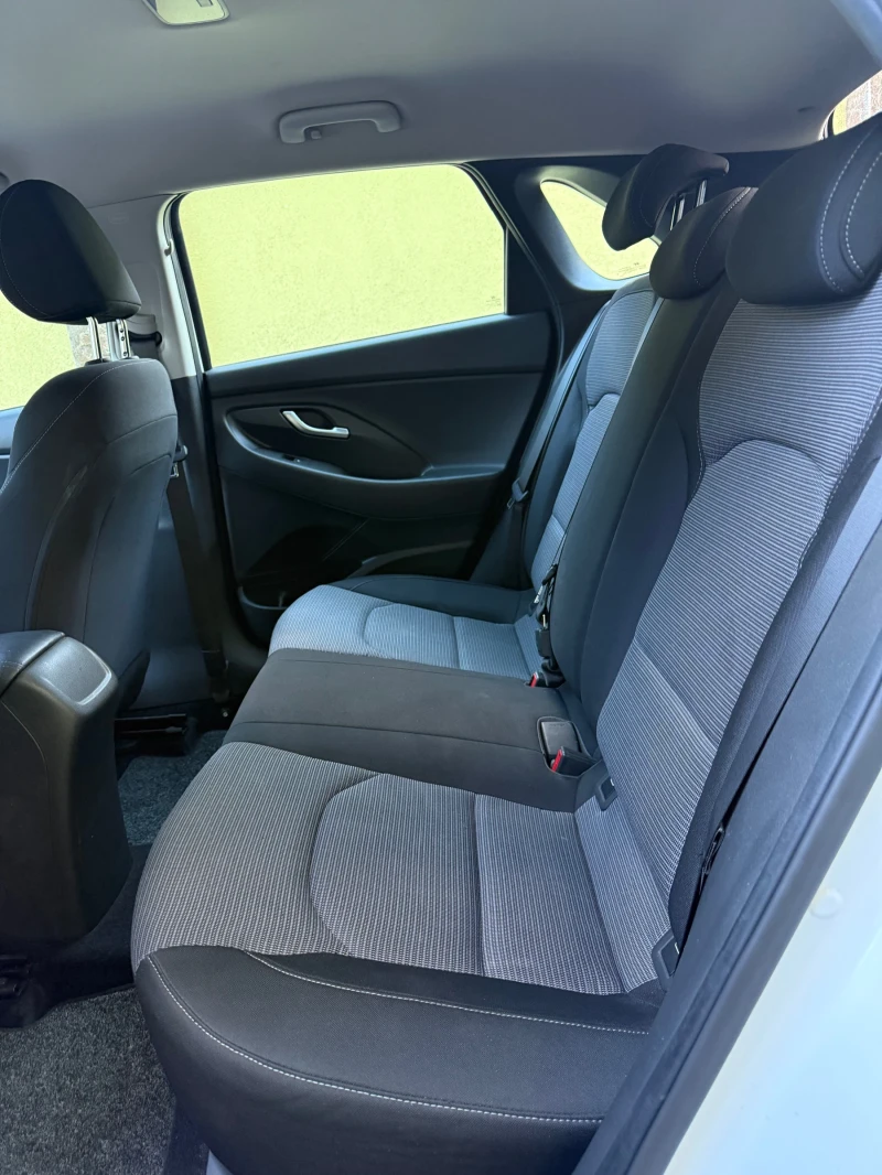 Hyundai I30, снимка 10 - Автомобили и джипове - 53526560