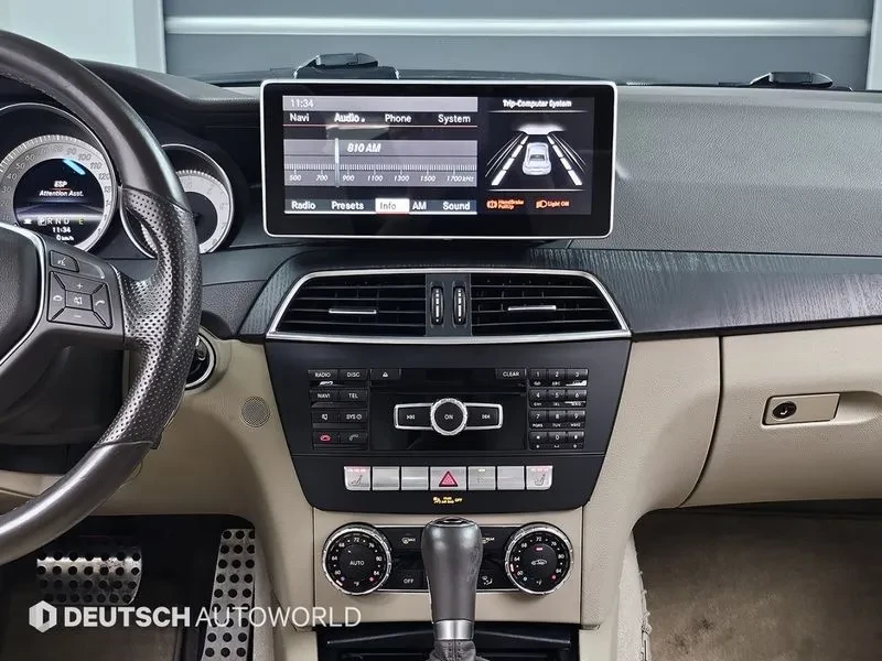 Mercedes-Benz C 300 4Matic, снимка 14 - Автомобили и джипове - 53822600