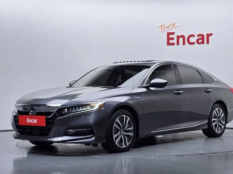 Honda Accord Touring 2.0 Хибрид