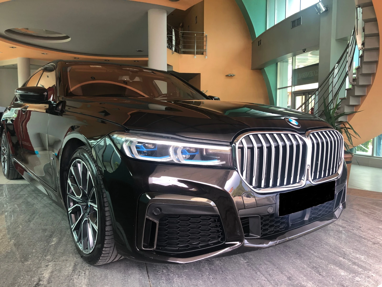 BMW 740 d xDrive/Facelift/ГАРАНЦИЯ - изображение 3