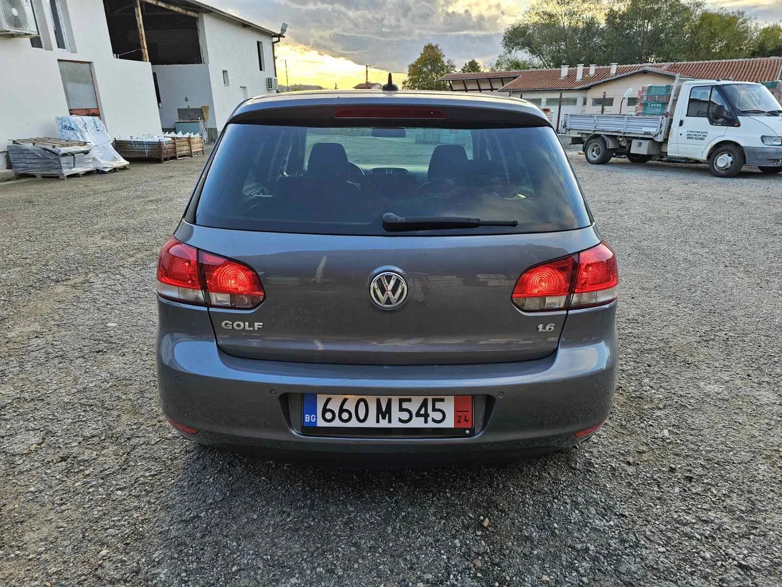 VW Golf Golf 1.6 Comfortline - изображение 5