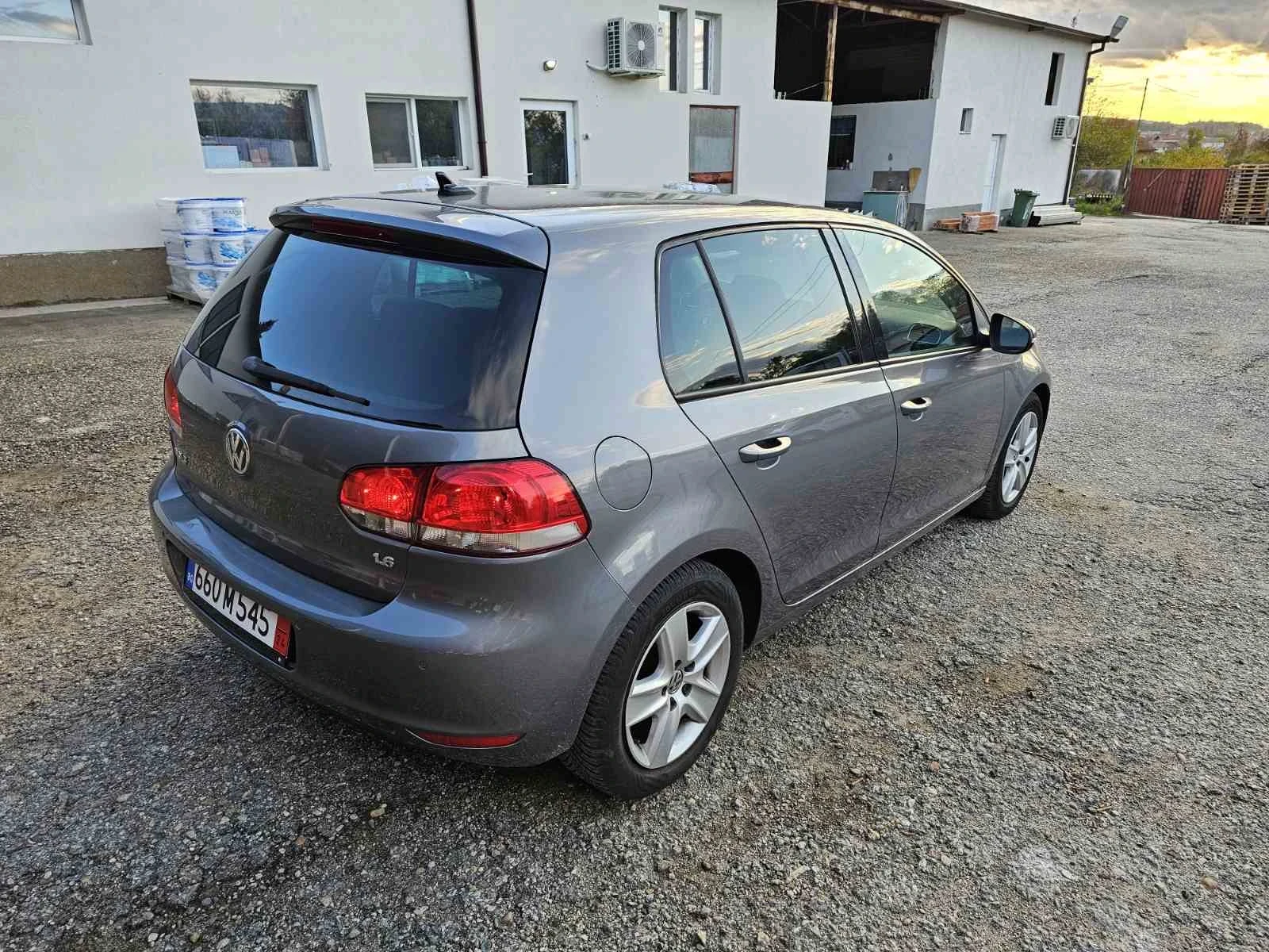 VW Golf Golf 1.6 Comfortline - изображение 6