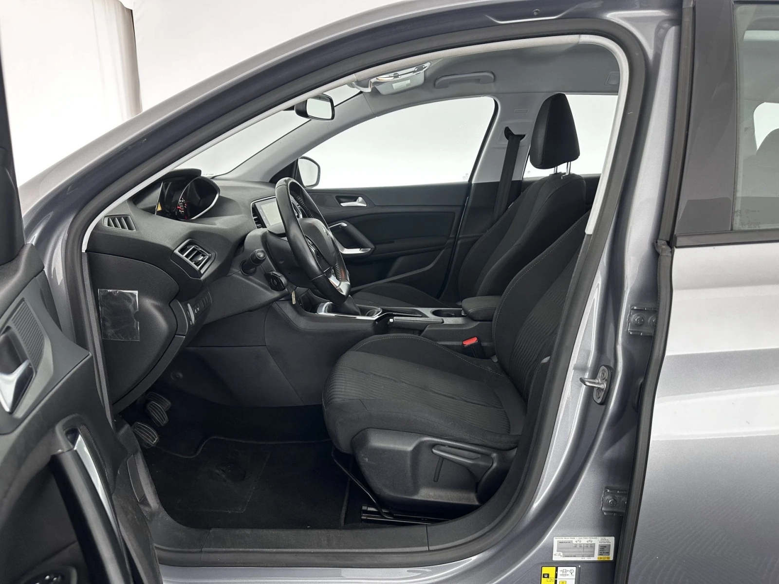 Peugeot 308 Очакван внос - изображение 5