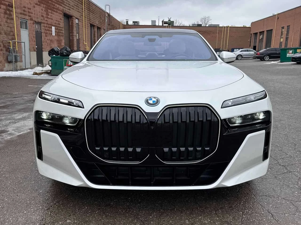 BMW i7 * xDrive60 * PANO* ПОДГРЕВ* KEYLESS*  - изображение 6