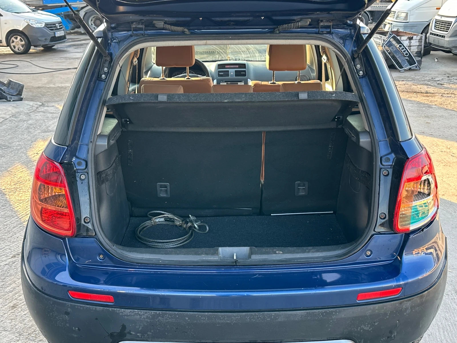 Fiat Sedici 1.6i~4х4~ИТАЛИЯ!!!, снимка 7 - Автомобили и джипове - 53836812