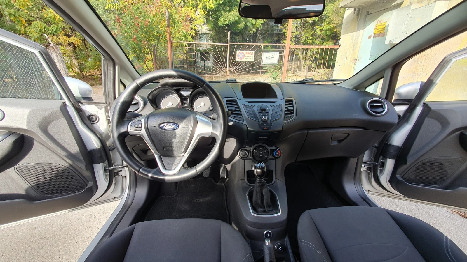 Ford Fiesta 1.4 BRC, снимка 16 - Автомобили и джипове - 54015455