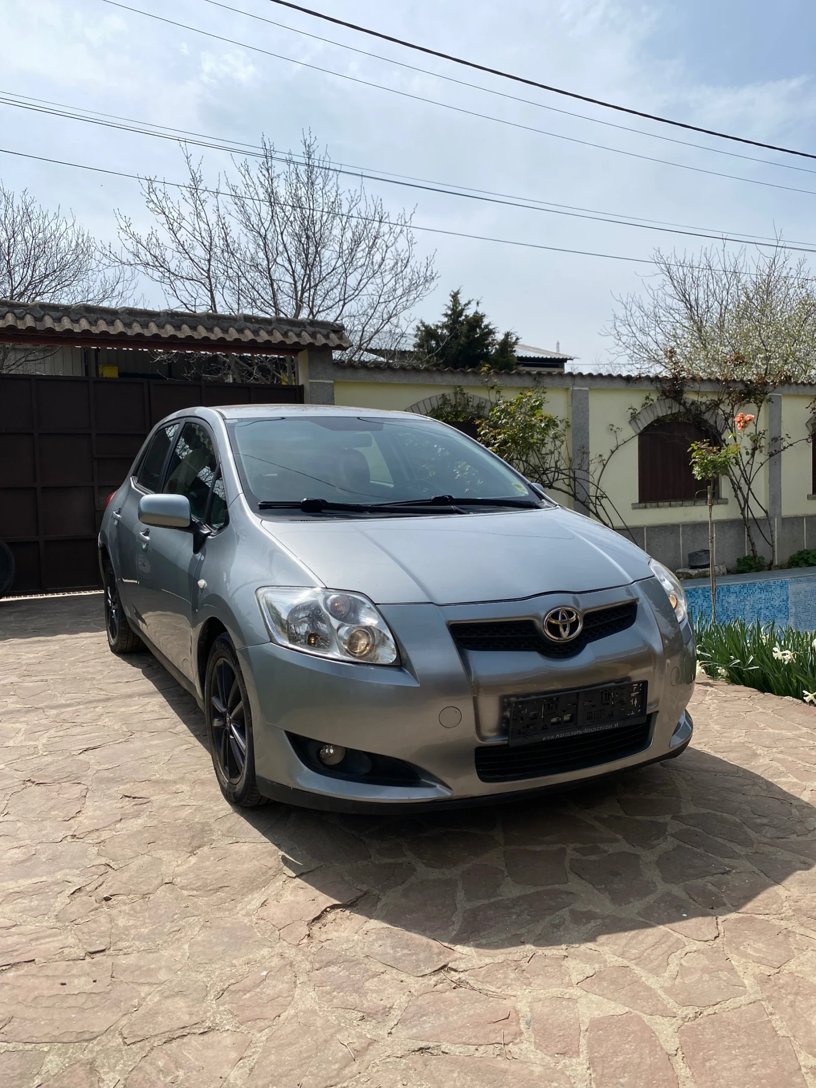 Toyota Auris 2.0d D4D 125hp DPF, снимка 11 - Автомобили и джипове - 54197309