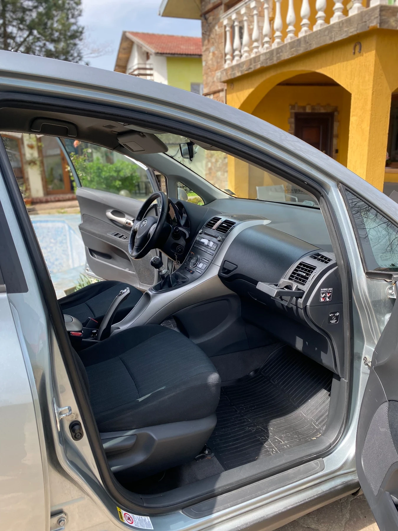 Toyota Auris 2.0d D4D 125hp DPF, снимка 8 - Автомобили и джипове - 54197309