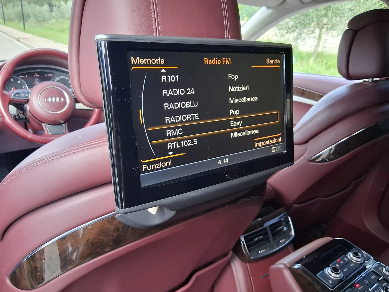 Audi A8 4.2FSI-LONG/Quattro/Distronik/Lane Assist/Камера/, снимка 11 - Автомобили и джипове - 54280164