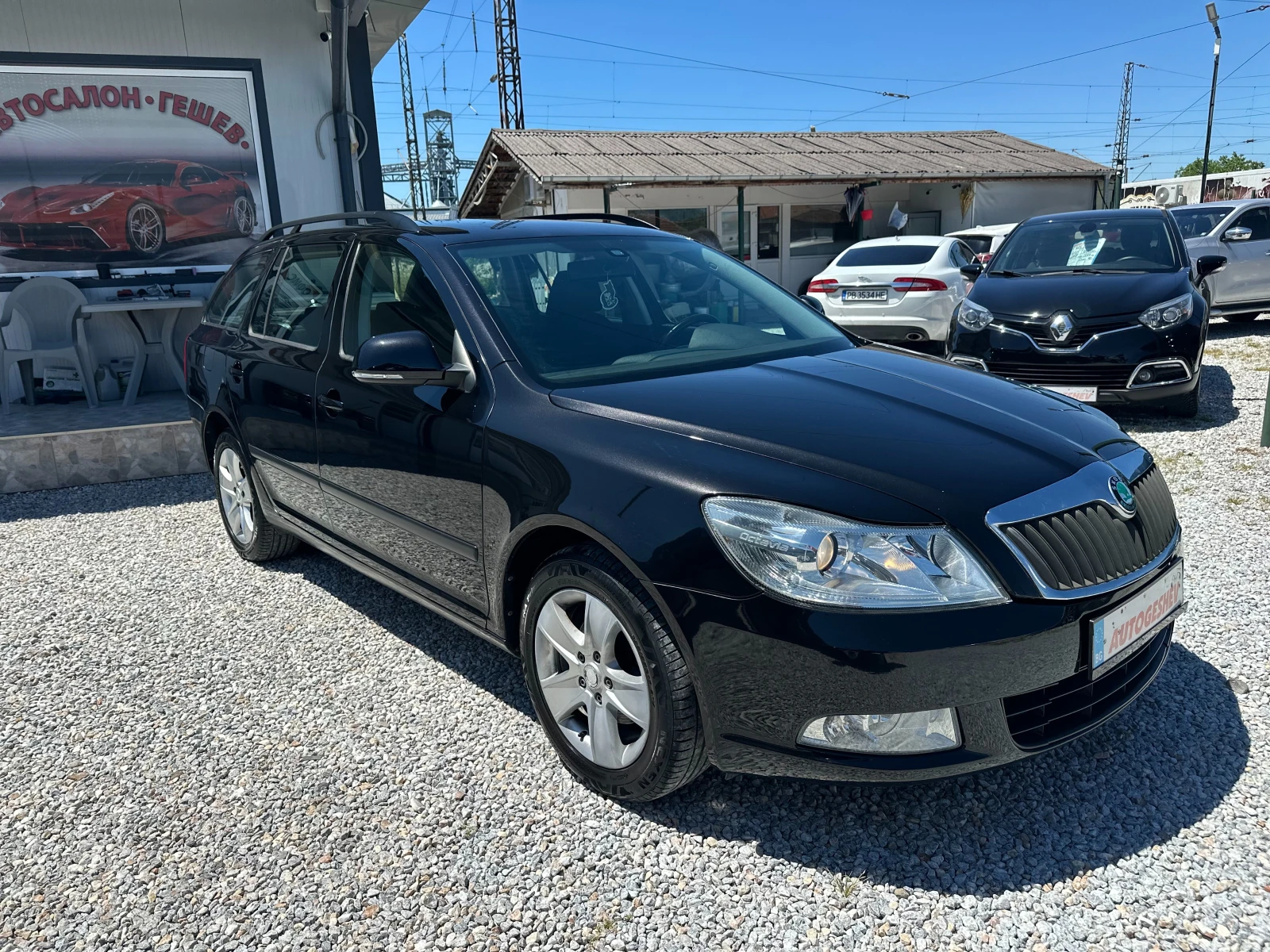 Skoda Octavia 1.6TDI, снимка 7 - Автомобили и джипове - 54605692