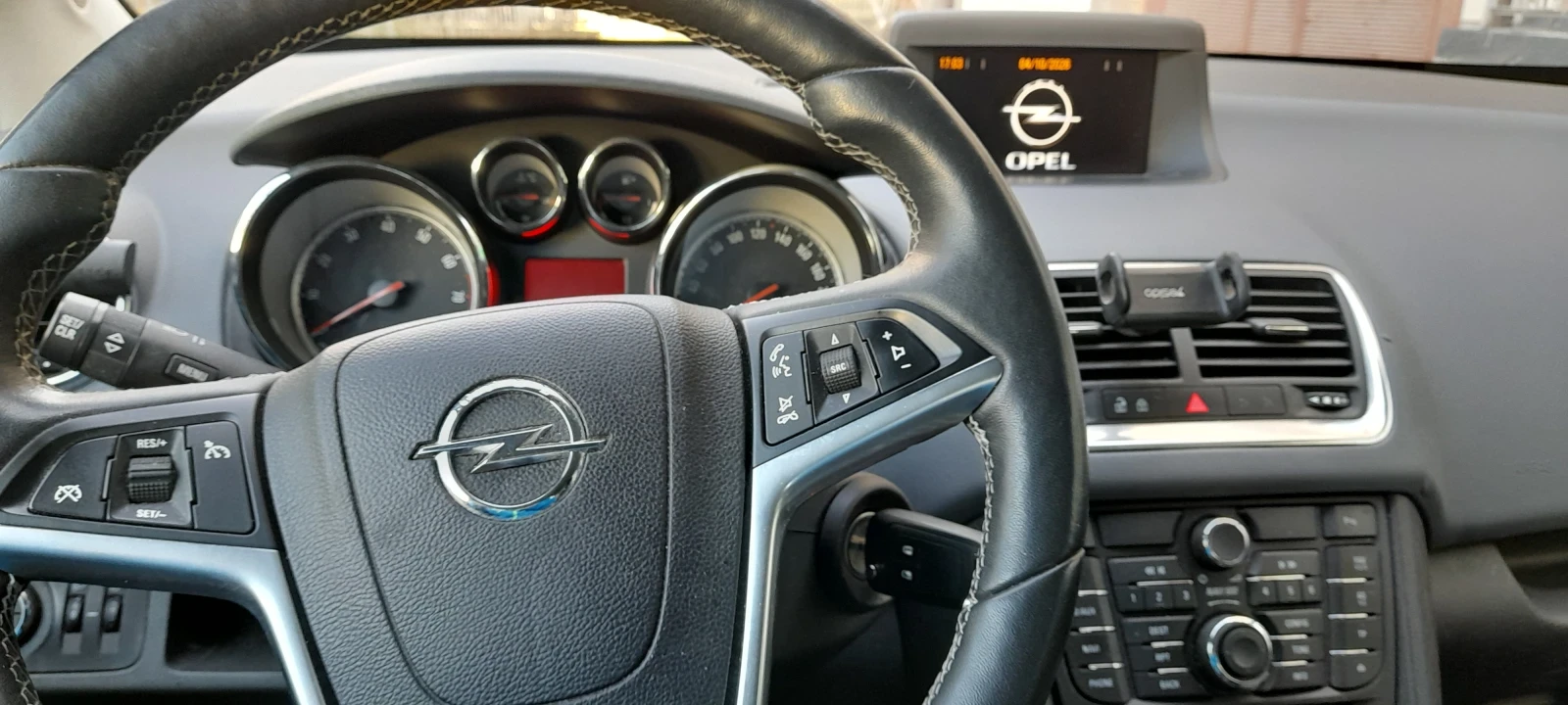 Opel Meriva 1.4, снимка 17 - Автомобили и джипове - 55240166