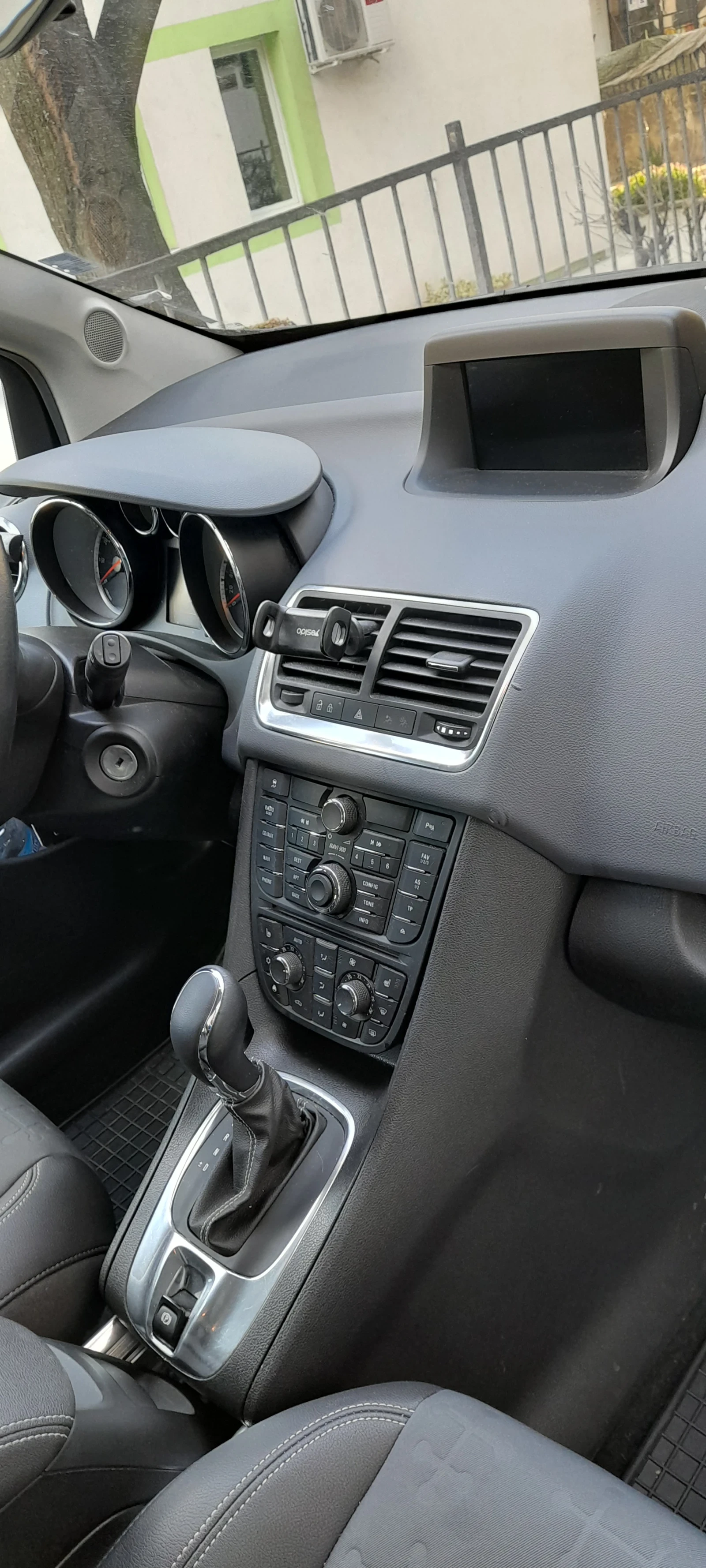 Opel Meriva 1.4, снимка 6 - Автомобили и джипове - 55240166