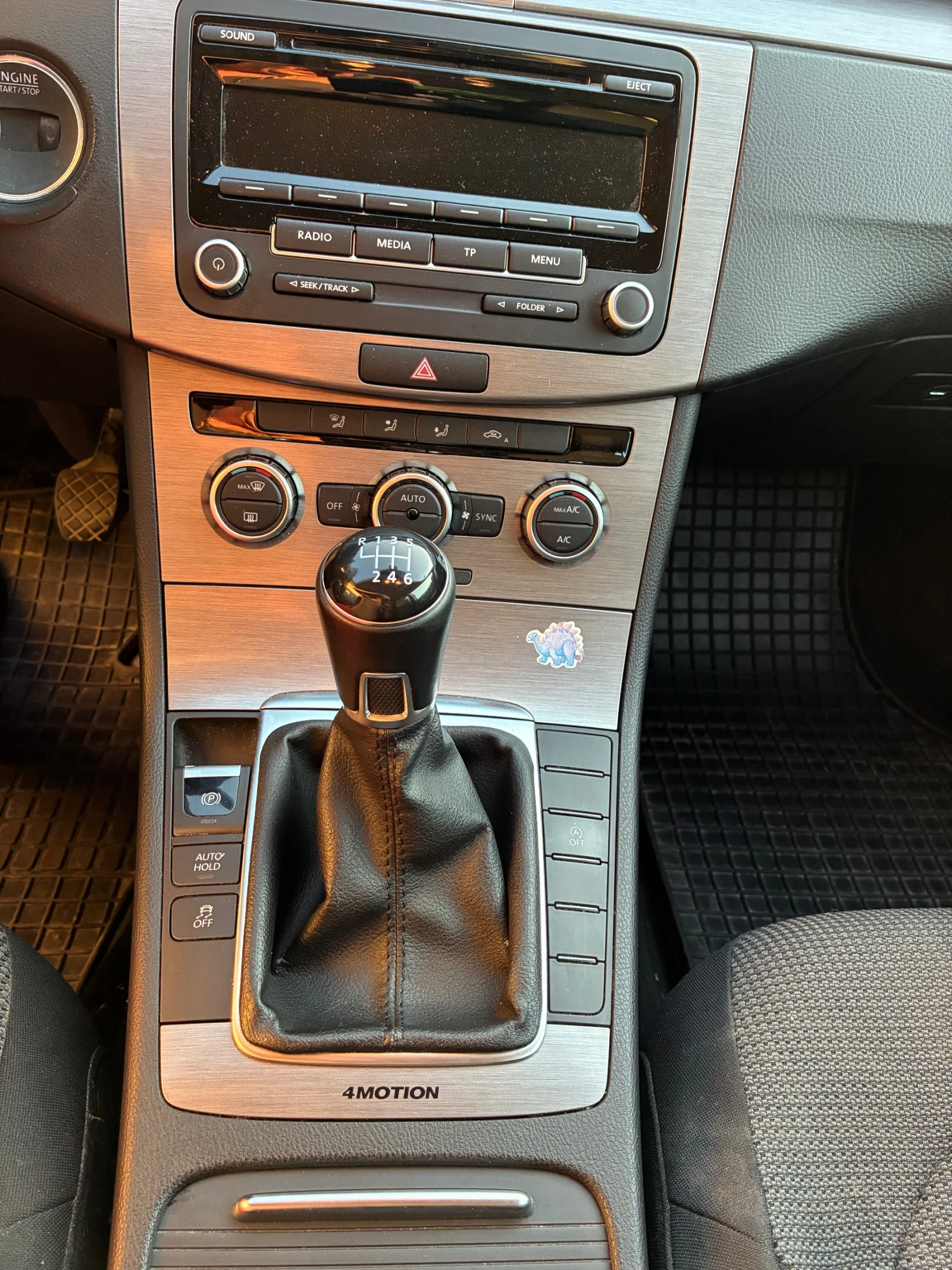 VW Passat 2.0TDI 140 4x4, снимка 6 - Автомобили и джипове - 55514692