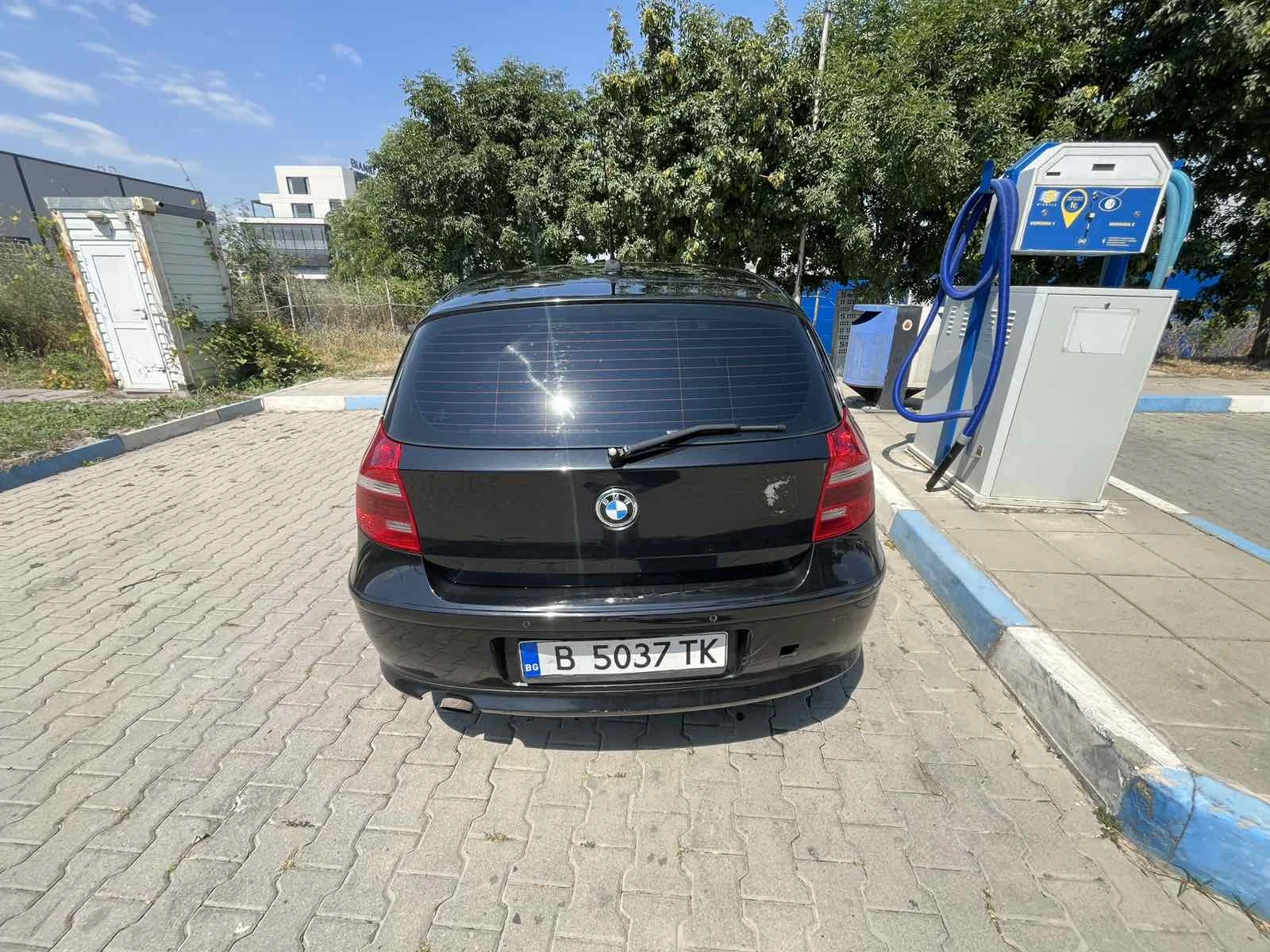 BMW 116 2.0 Бензин ръчка, снимка 11 - Автомобили и джипове - 55532329