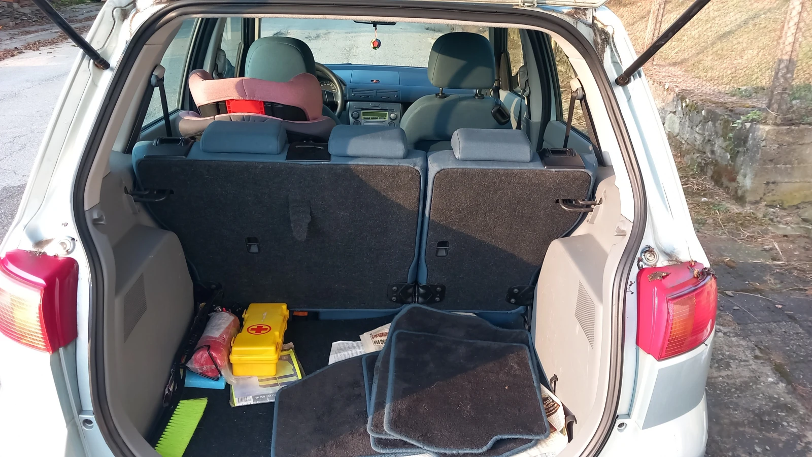 Mazda 2, снимка 8 - Автомобили и джипове - 55616395
