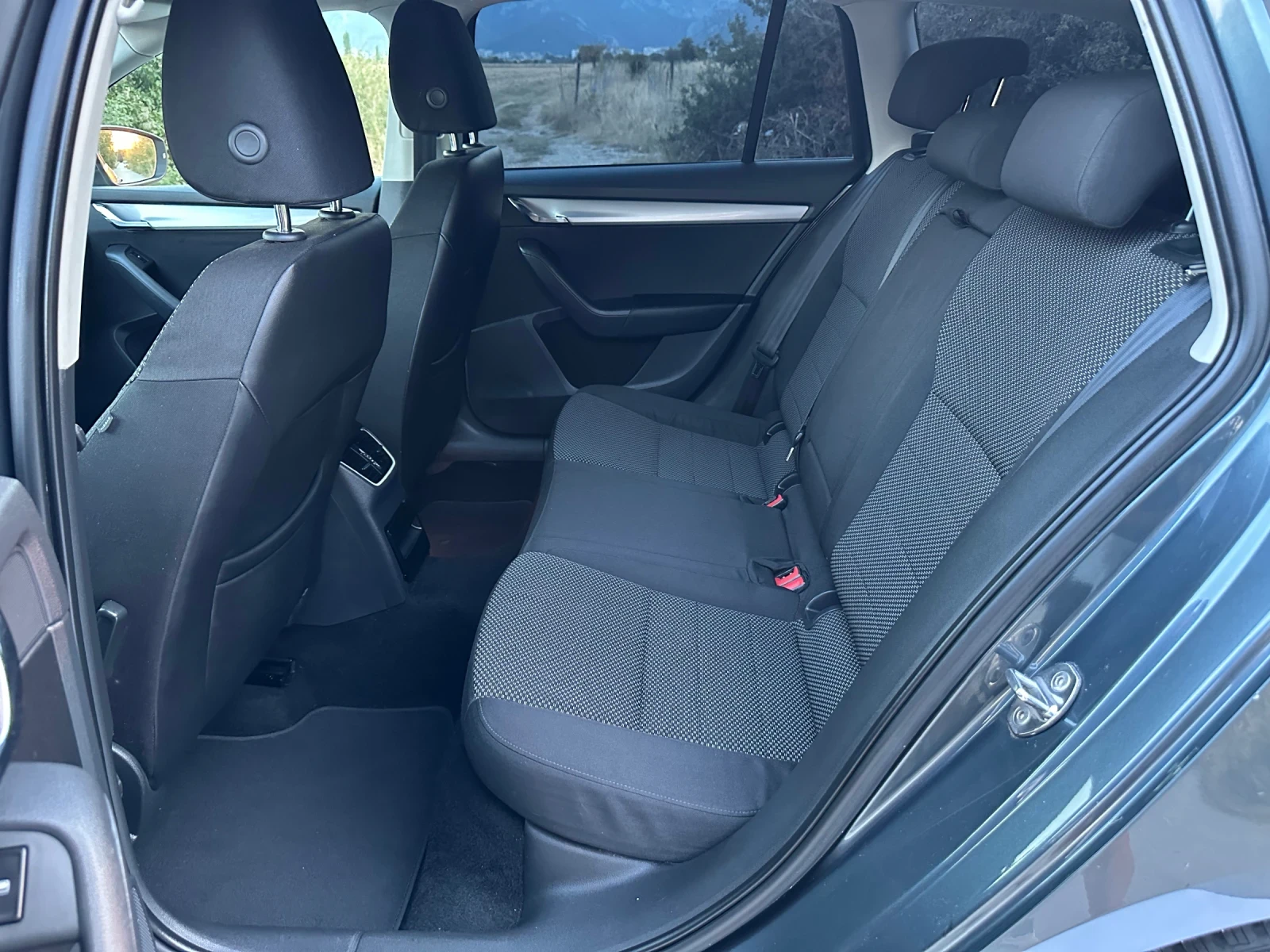 Skoda Octavia 2.0TDI~150к.с, снимка 17 - Автомобили и джипове - 55661907