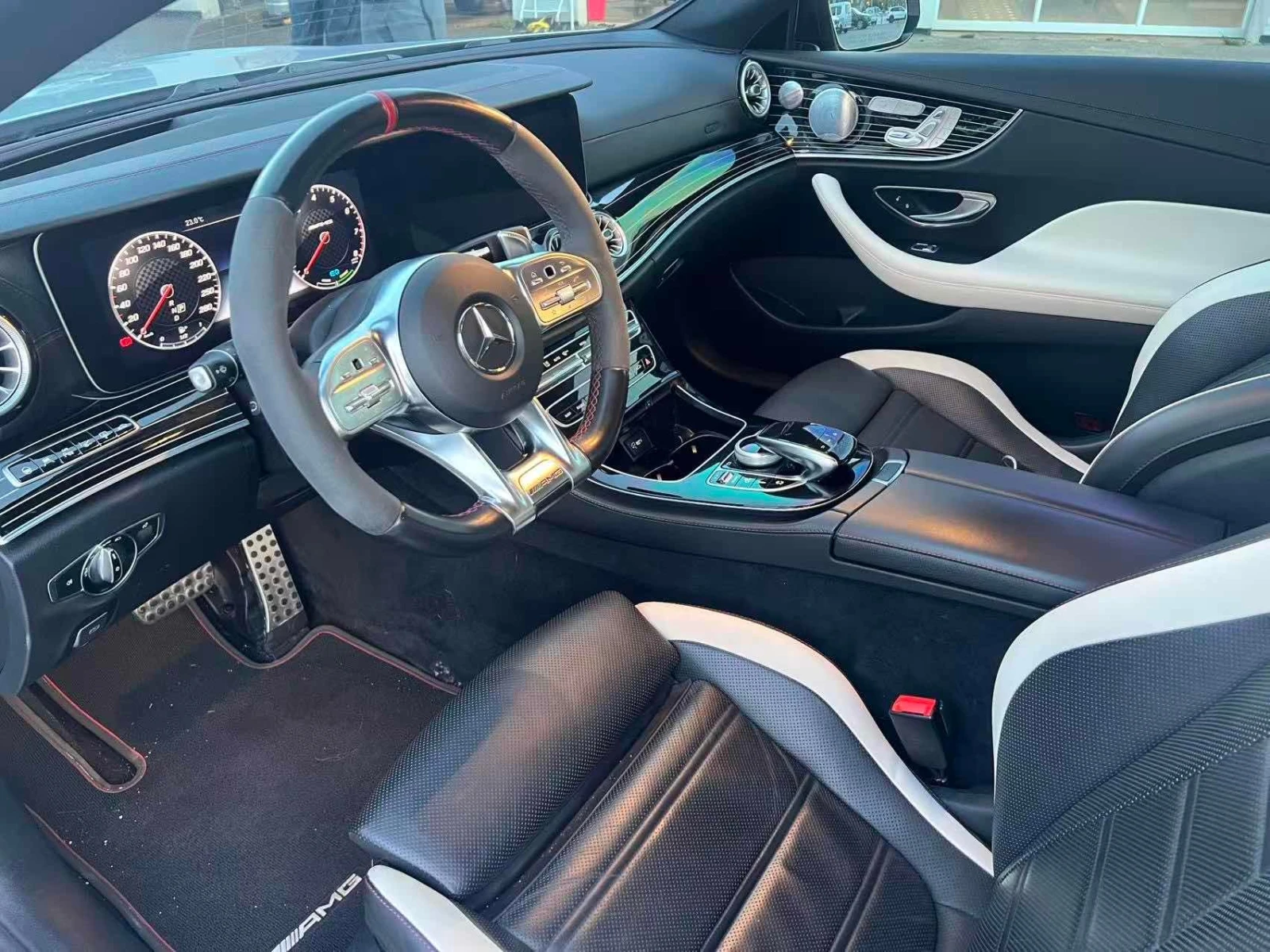 Mercedes-Benz E 53 AMG * Coupe * CARFAX * , снимка 6 - Автомобили и джипове - 55841201