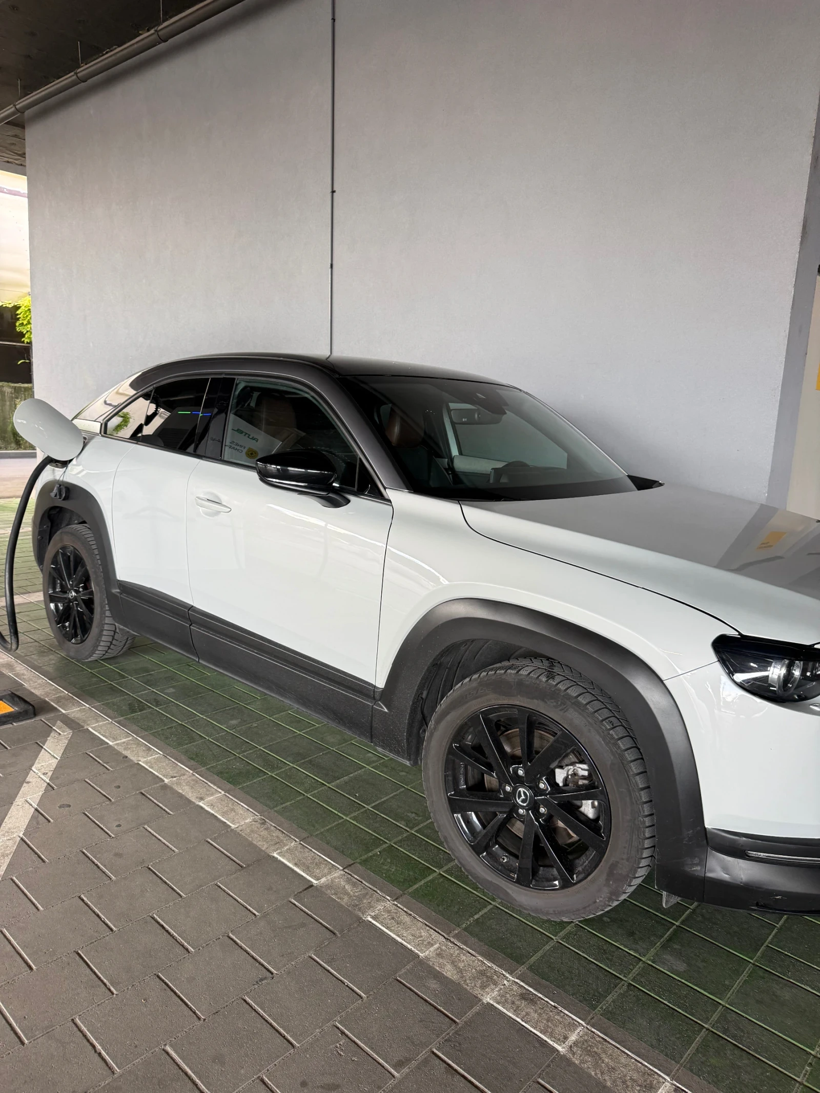 Mazda MX-30, снимка 2 - Автомобили и джипове - 55891239