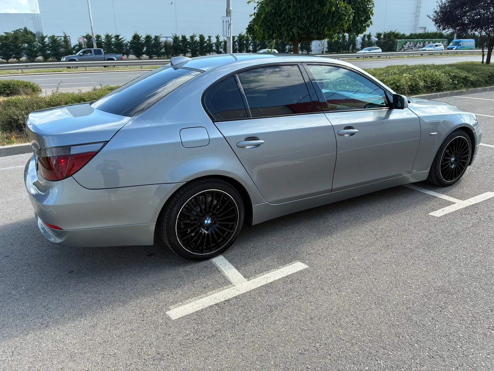 BMW 523, снимка 7 - Автомобили и джипове - 55947401