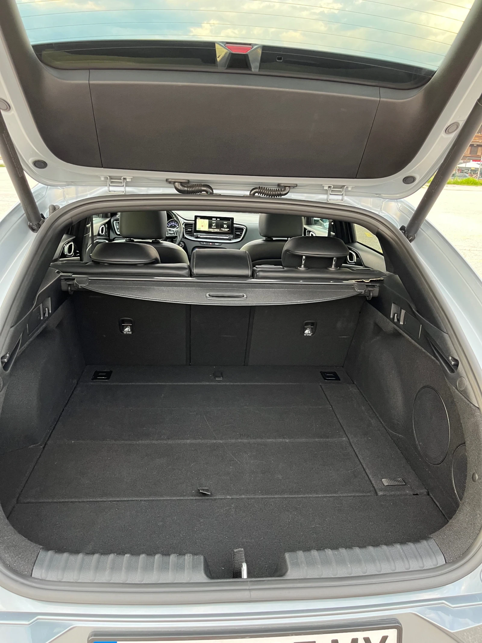 Kia Pro ceed 1.4 GT line в гаранция до юни 2027, снимка 9 - Автомобили и джипове - 56020495
