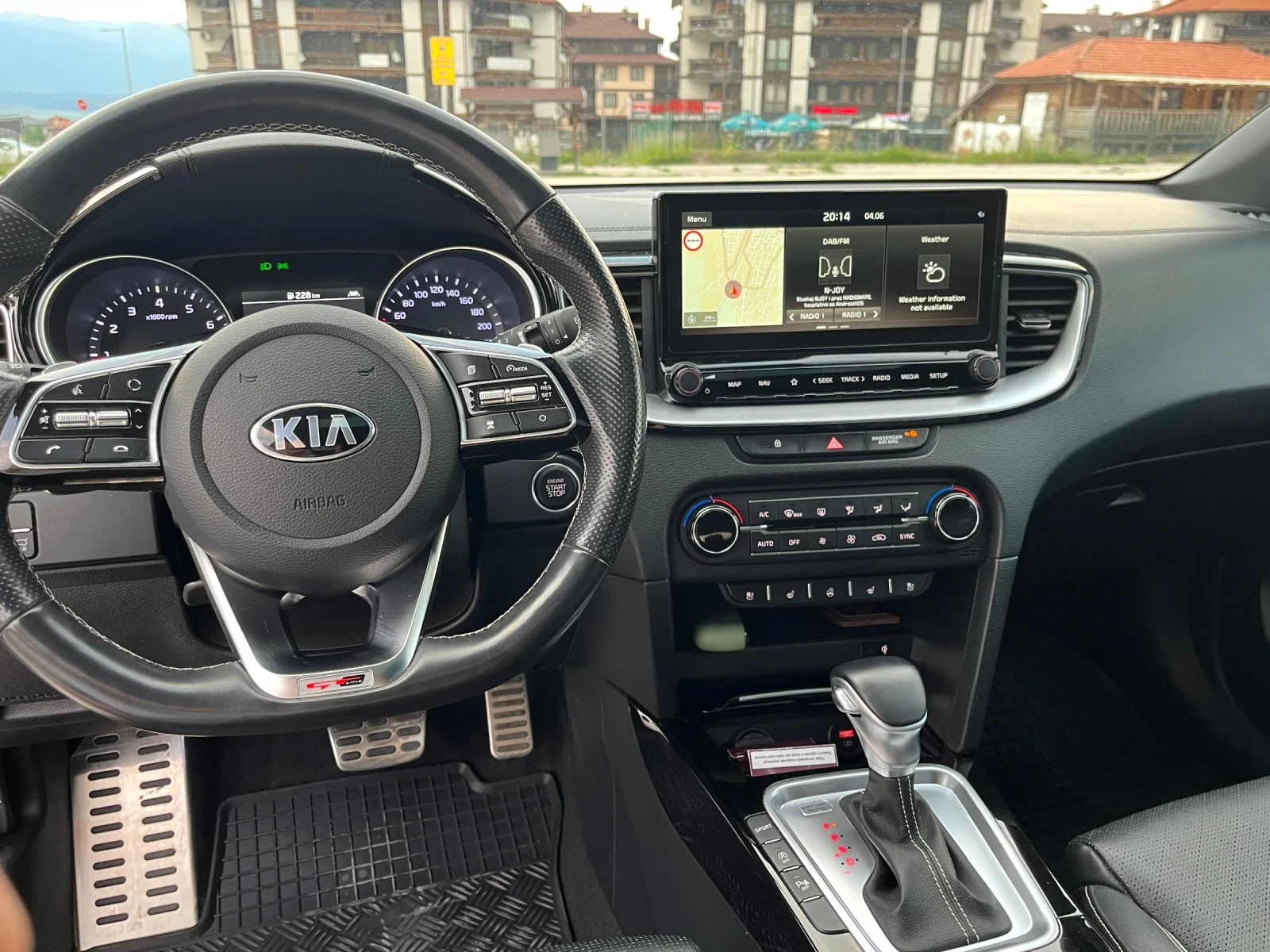 Kia Pro ceed 1.4 GT line в гаранция до юни 2027, снимка 10 - Автомобили и джипове - 56020495