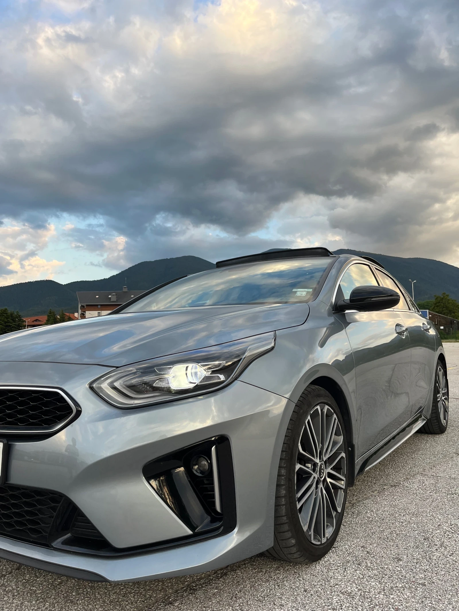 Kia Pro ceed 1.4 GT line в гаранция до юни 2027
