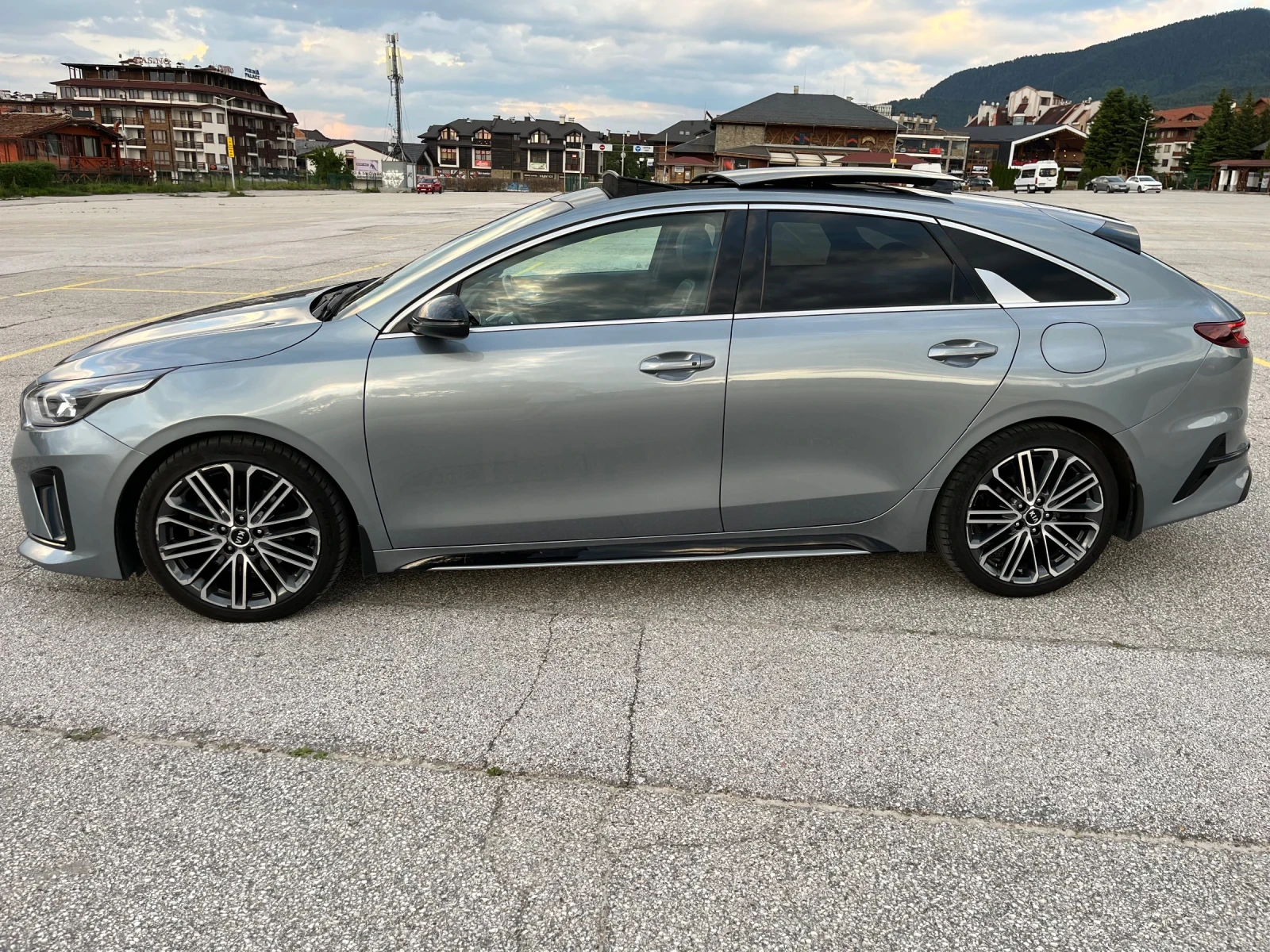 Kia Pro ceed 1.4 GT line в гаранция до юни 2027, снимка 4 - Автомобили и джипове - 56020495