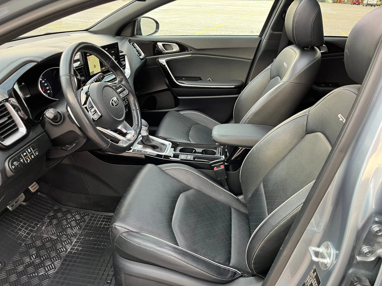 Kia Pro ceed 1.4 GT line в гаранция до юни 2027, снимка 8 - Автомобили и джипове - 56020495