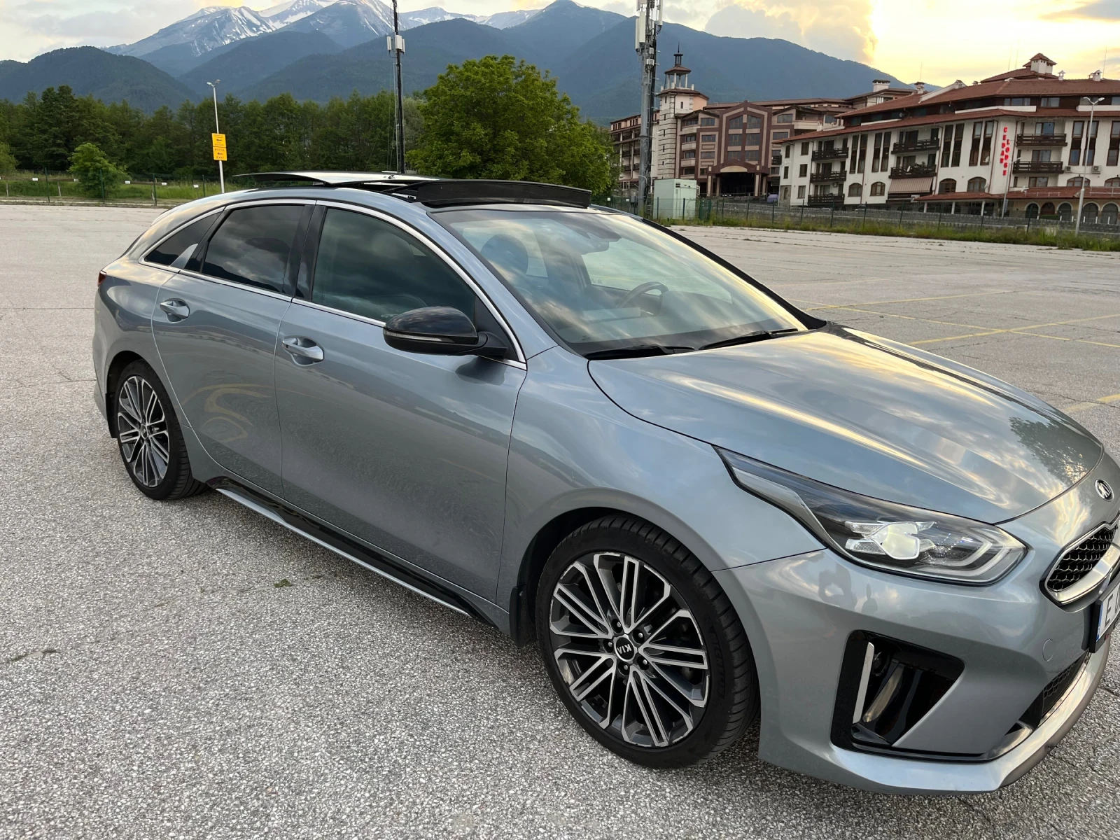 Kia Pro ceed 1.4 GT line в гаранция до юни 2027, снимка 2 - Автомобили и джипове - 56020495