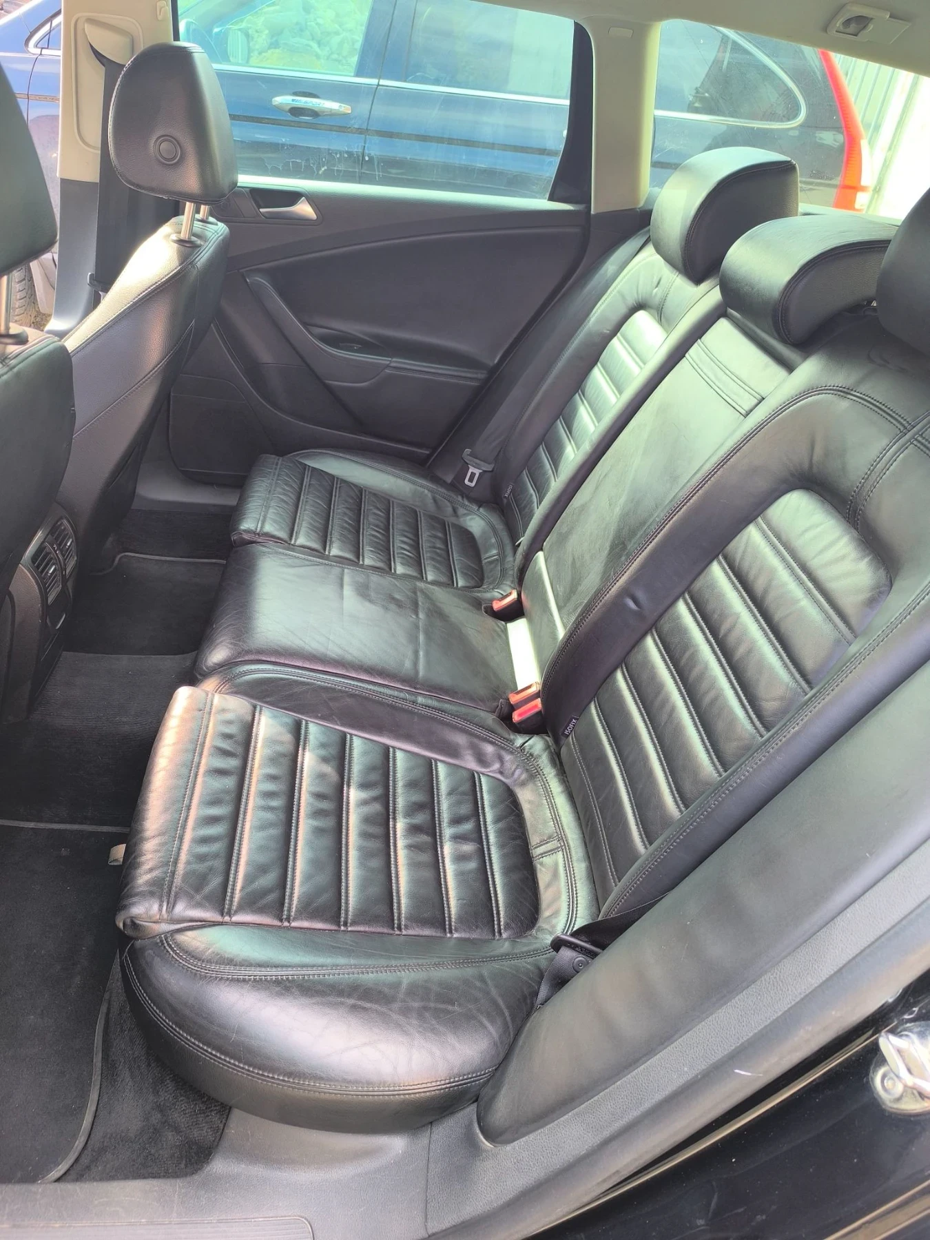 VW Passat B6, R-Line , DSG, 4Motion, снимка 12 - Автомобили и джипове - 56610659