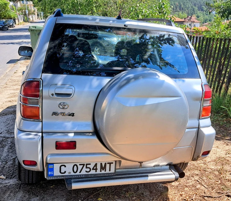 Toyota Rav4, снимка 3 - Автомобили и джипове - 47454180