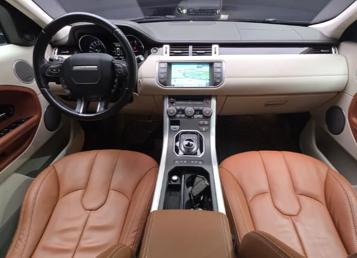 Land Rover Evoque 2.2 - изображение 7