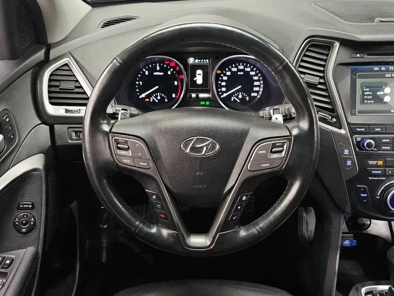 Hyundai Santa fe 2.2 4Wd Exclusive Special, снимка 13 - Автомобили и джипове - 53960512