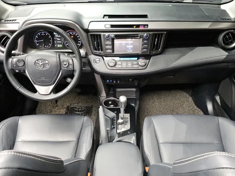 Toyota Rav4 2.5 2Wd, снимка 7 - Автомобили и джипове - 55748398