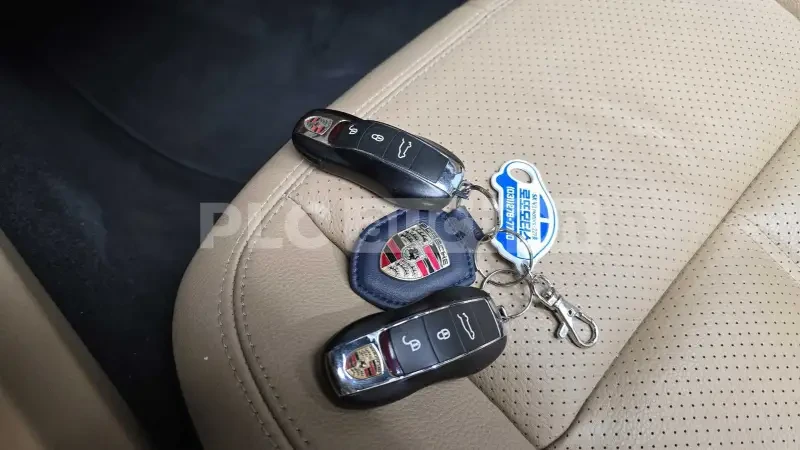 Porsche Cayenne ЦЕНА ДО БЪЛГАРИЯ, снимка 16 - Автомобили и джипове - 55753741