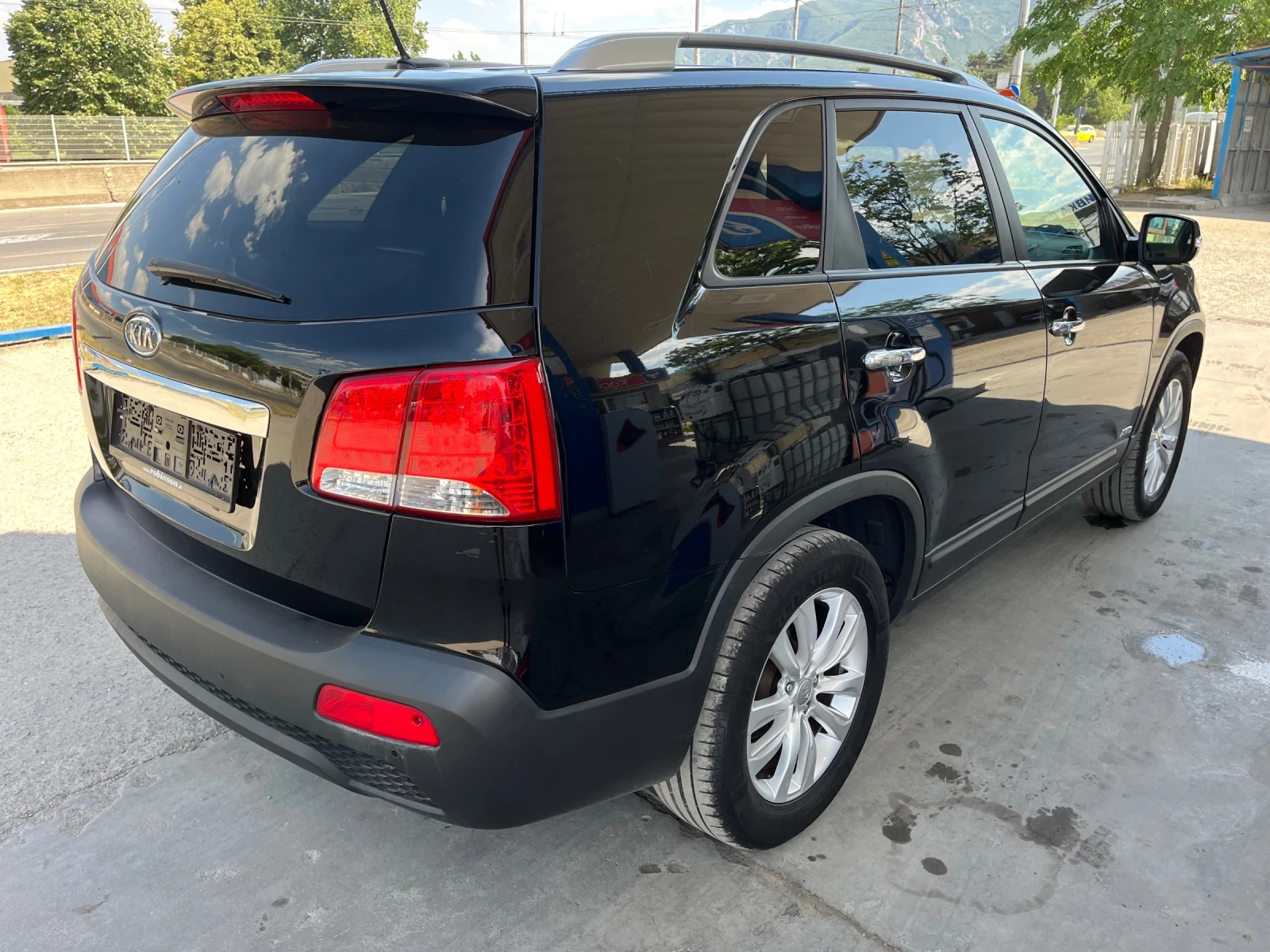 Kia Sorento 2.2CRDI-4X4 NAVI - изображение 4